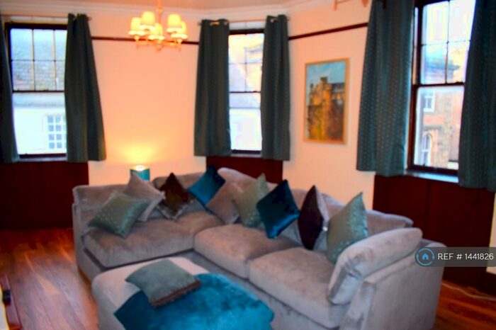 2 Bedroom Flat To Rent In High Street, Elgin, IV30