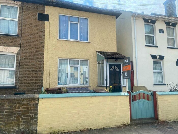 4 Bedroom End Of Terrace House To Rent In Trafalgar Street, Gillingham, Kent, ME7