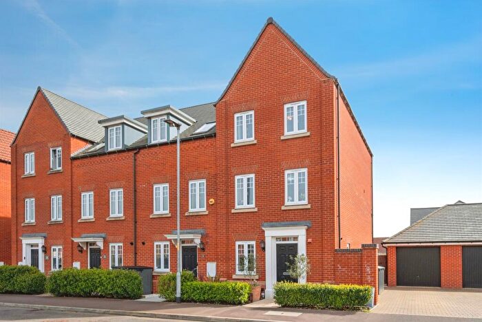 3 Bedroom End Of Terrace House For Sale In Buckenham Road, Aylsham, Norwich, NR11