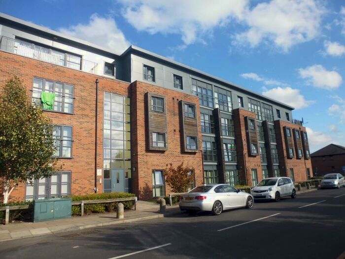2 Bedroom Apartment To Rent In Devonshire Point, Eccles, M30