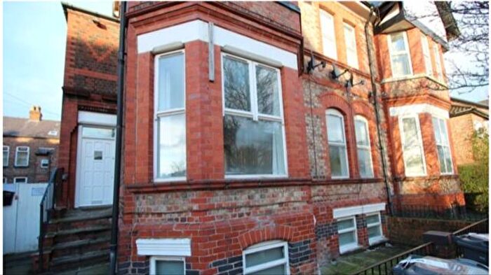 2 Bedroom Flat To Rent In Grosvenor Road, Whalley Range, Manchester, M16