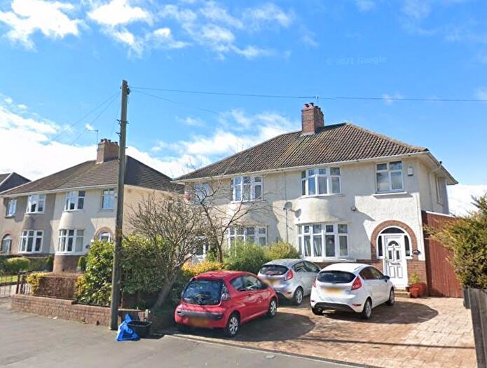 4 Bedroom Semi-Detached House To Rent In Filton Road, Bristol, BS7