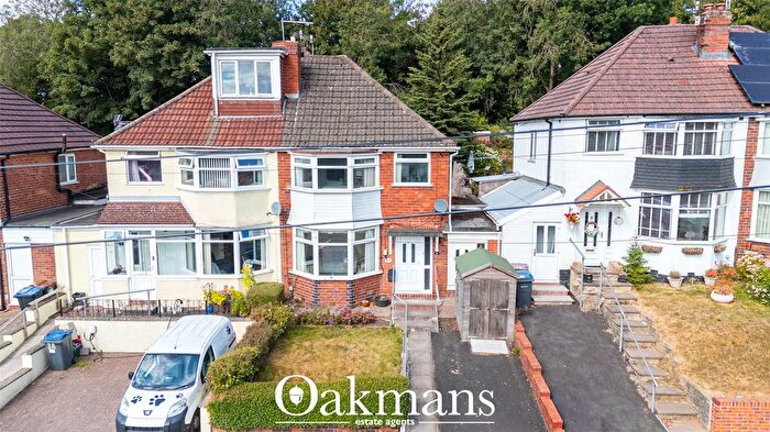 3 Bedroom Semi-Detached House For Sale In Fairway, Northfield, Birmingham, West Midlands, B31