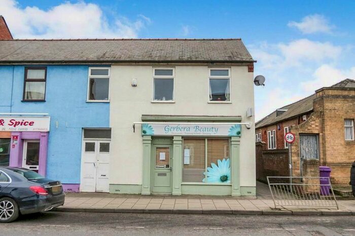 2 Bedroom Flat To Rent In Harvest Court, Bourne, PE10