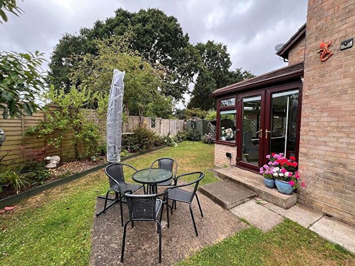 2 Bedroom End Of Terrace House For Sale In Aysha Close, New Milton, Hampshire., BH25