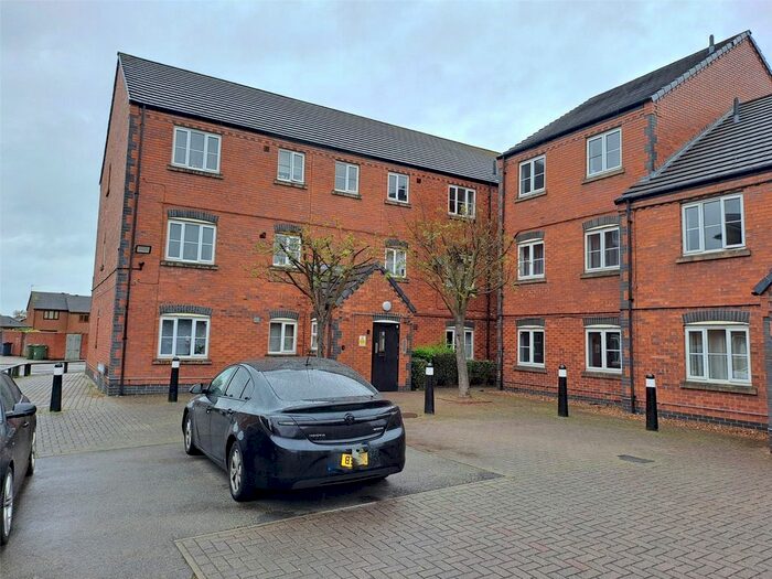 2 Bedroom Flat For Sale In Robert Hardy Wharf, Loughborough, Leicestershire, LE11