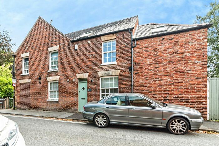 2 Bedroom Semi Detached House For Sale In Lake Street, Oxford, OX1
