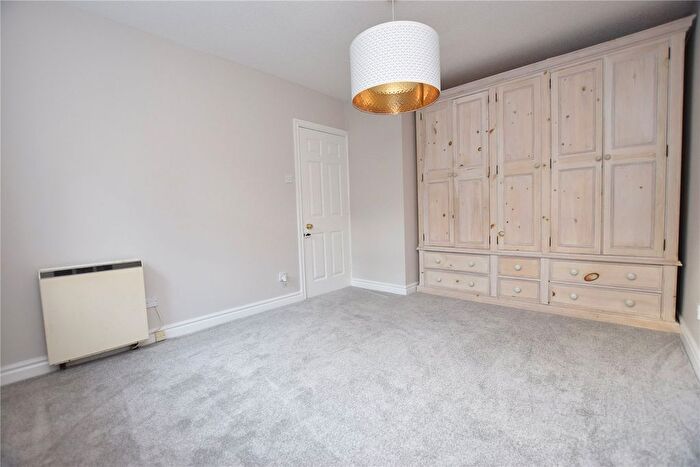 2 Bedroom Flat To Rent In The Cricketers, Kirkstall, Leeds, West Yorkshire, LS5