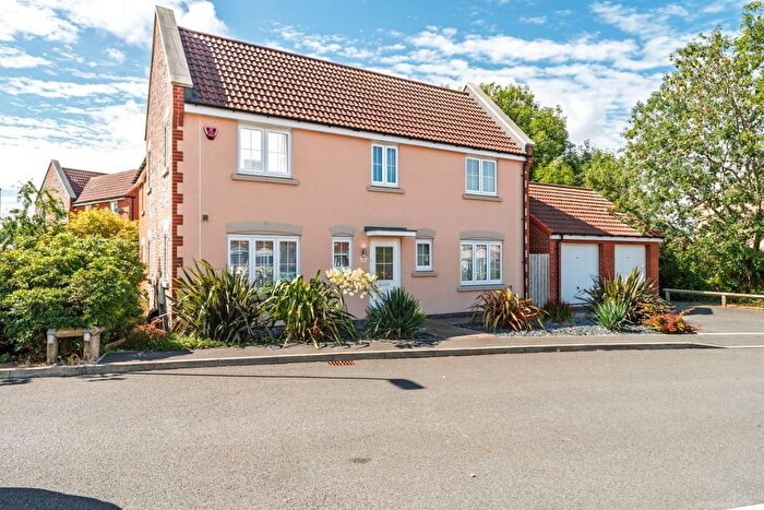 4 Bedroom Detached House For Sale In Greenacres, Puriton, Bridgwater, TA7