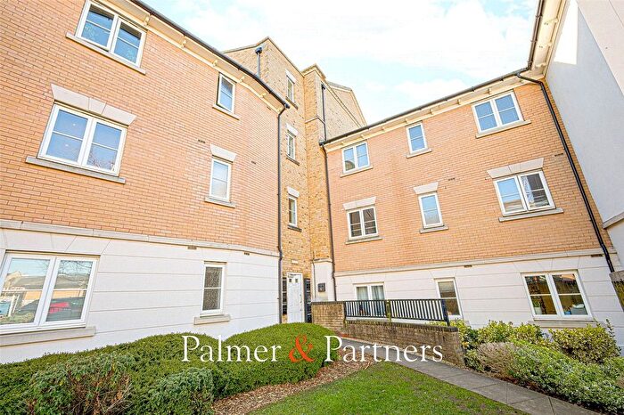 2 Bedroom Flat For Sale In Propelair Way, Colchester, Essex, CO4
