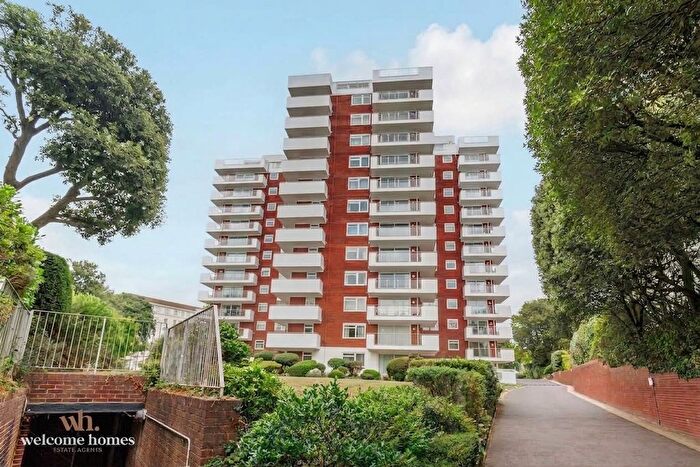 2 Bedroom Flat For Sale In Russell Cotes Road, Forest House, BH1