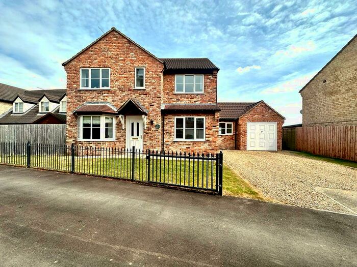 4 Bedroom Detached House For Sale In Old Station Yard, Morton, PE10