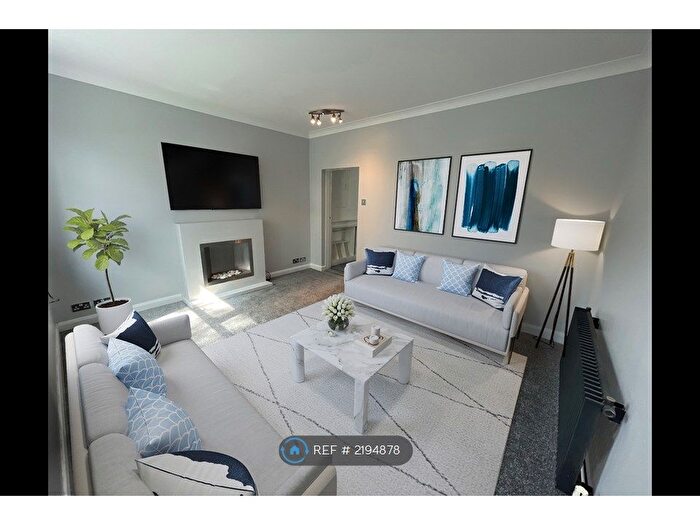 3 Bedroom Terraced House To Rent In London Terrace, Darwen, BB3