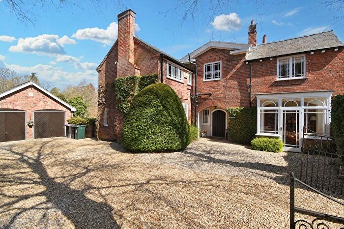 4 Bedroom Town House For Sale In Westgate, Louth, LN11