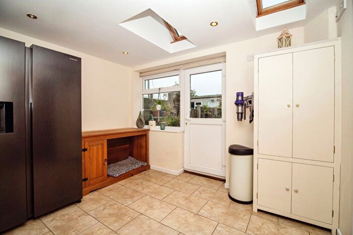 3 Bedroom Terraced House For Sale In Butt Close, Puddletown, Dorchester, DT2