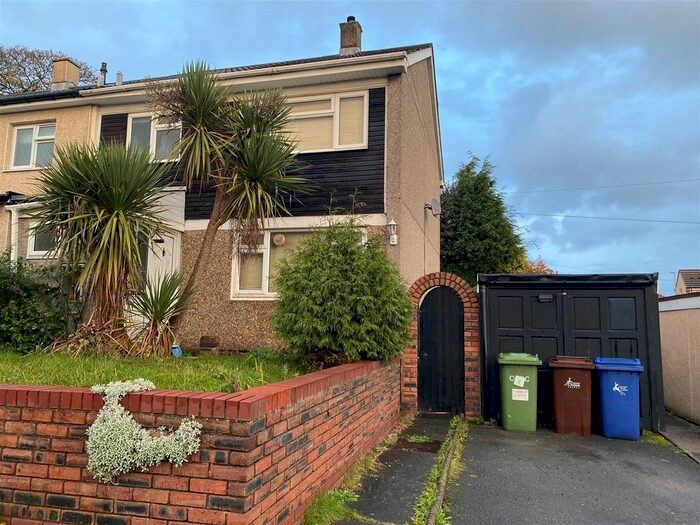 3 Bedroom Property To Rent In Glendawn Close, Cannock, WS11