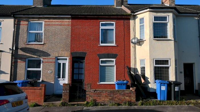 3 Bedroom Terraced House To Rent In Queens Road, Lowestoft NR32