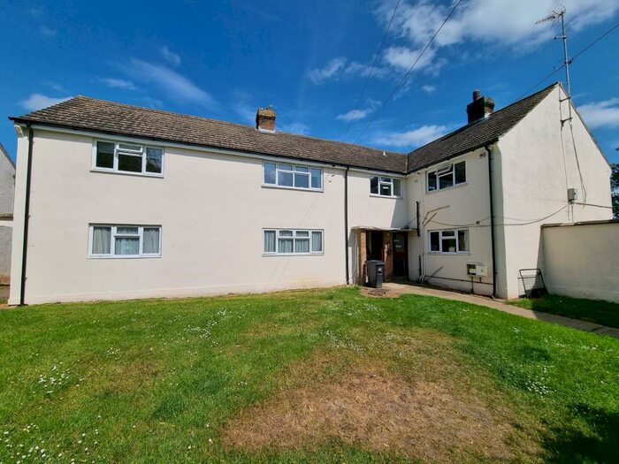 2 Bedroom Apartment To Rent In Berinsfield, Oxfordshire, OX10