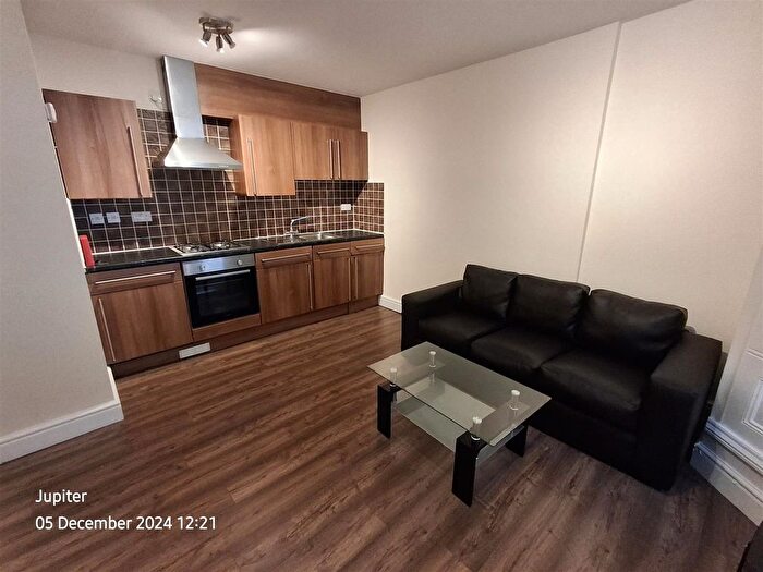 1 Bedroom Flat To Rent In Richmond Crescent, Roath, Cardiff, CF24