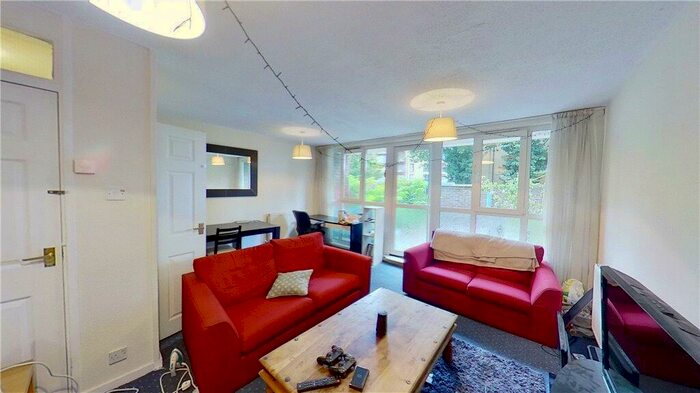 4 Bedroom Maisonette To Rent In Hotspur Street, London, SE11