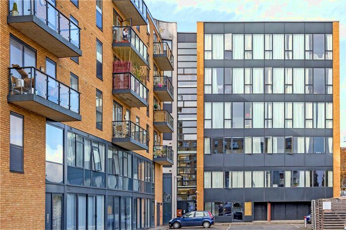 1 Bedroom Flat To Rent In Durnsford Road, London, SW19