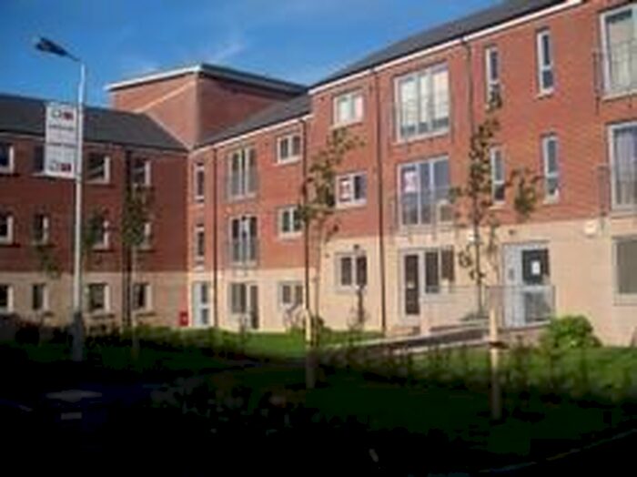 2 Bedroom Flat To Rent In Dalsholm Place, Glasgow, G20