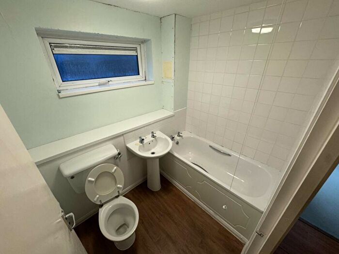 1 Bedroom Flat For Sale In Flat Faynes Court, Sunderland Road, Sandy, Bedfordshire, SG19