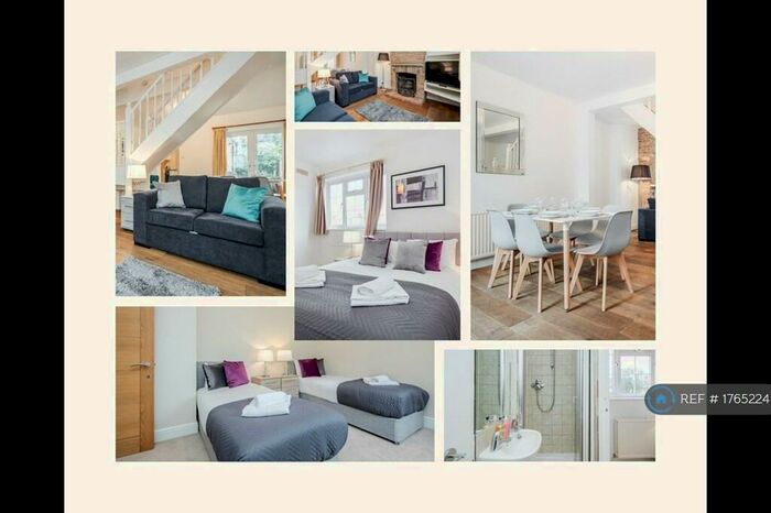 2 Bedroom Terraced House To Rent In Duke Street, Windsor, SL4