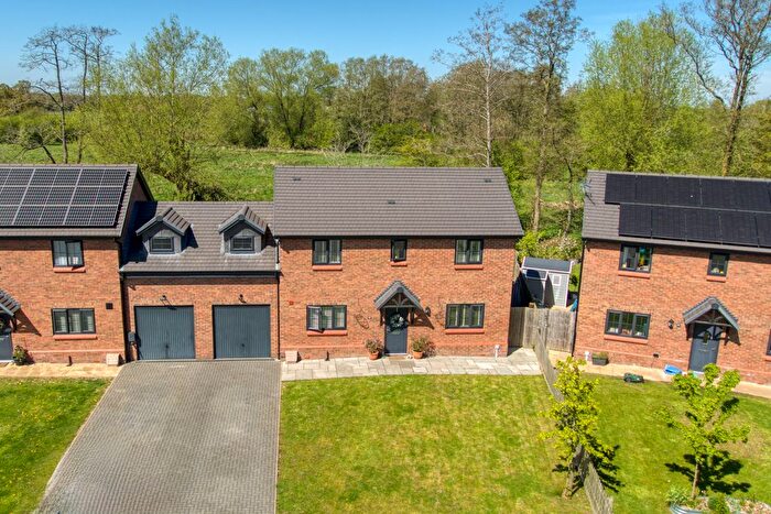 3 Bedroom Link Detached House For Sale In Ash Grove, Wem, Shrewsbury, Shropshire, SY4