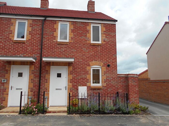 2 Bedroom Property To Rent In Amors Drove, Sherborne, DT9