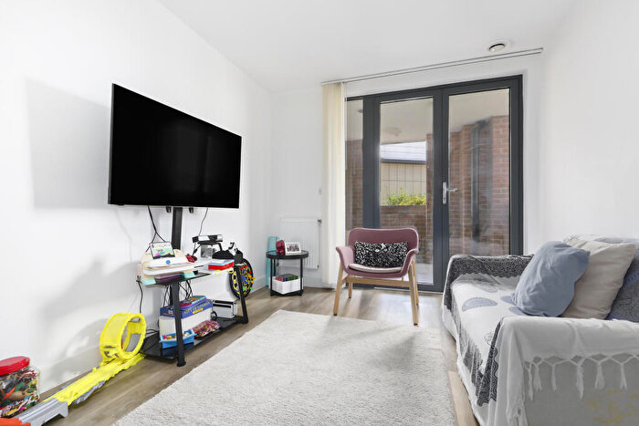 2 Bedroom Apartment For Sale In Tavernelle House, High Street, London, SM1