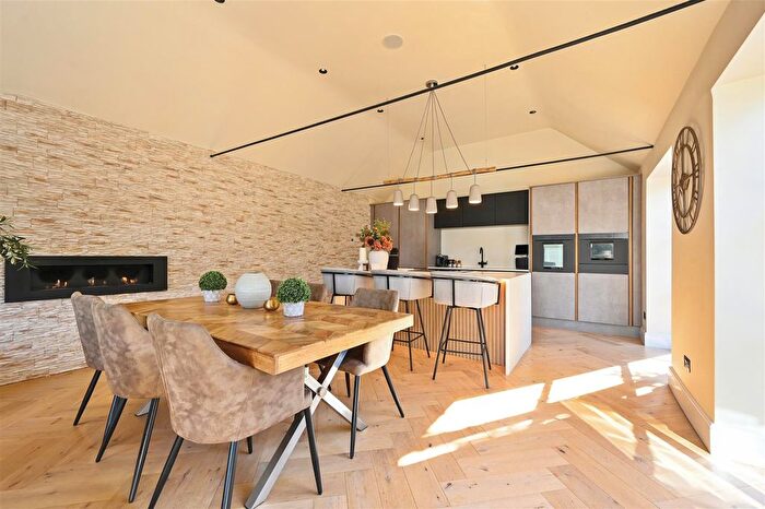 4 Bedroom Detached House For Sale In Langham Road, Hastings, TN34