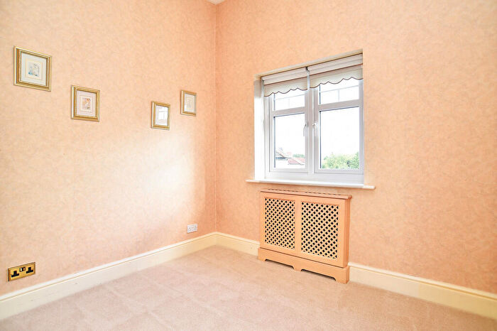 2 Bedroom Apartment For Sale In St Mark's Court, Leeds Road, Harrogate, HG2