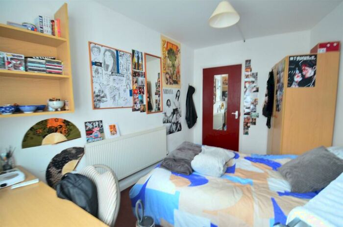 4 Bedroom Flat To Rent In St. Stephens Road Selly Oak, B29