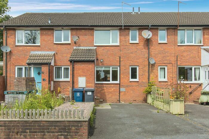 1 Bedroom Flat To Rent In Lyndhurst, Skelmersdale, Lancashire, WN8