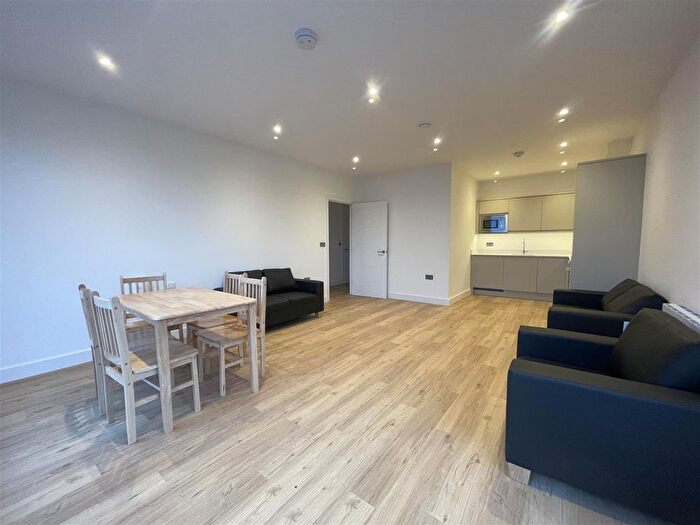 1 Bedroom Flat To Rent In Farnborough Road, Farnborough, GU14