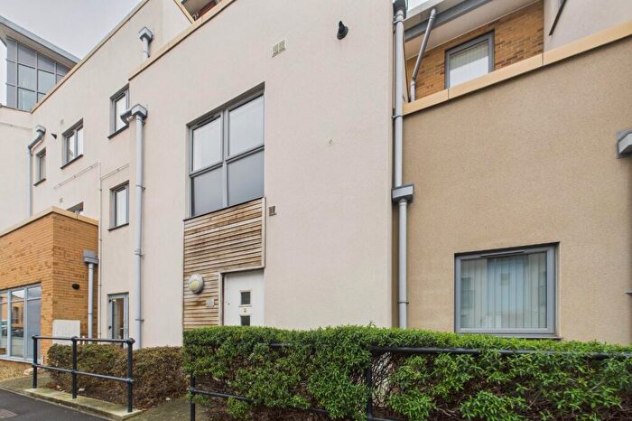 2 Bedroom Apartment To Rent In Mizzen Court, Portishead, Bristol, Somerset, BS20