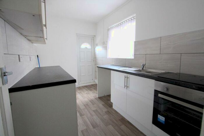 3 Bedroom Apartment To Rent In Rice Lane, Liverpool, L9