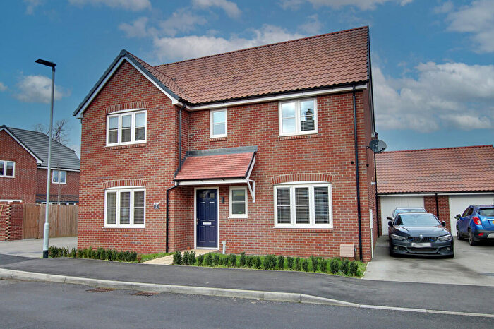 4 Bedroom Detached House For Sale In Lily Avenue, Wimblington, PE15