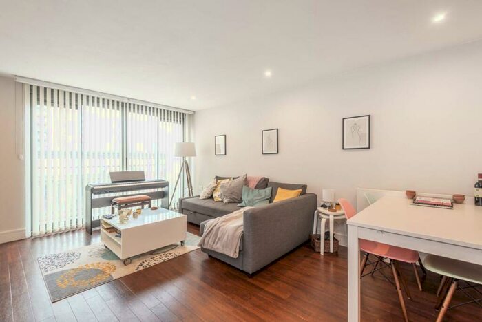 1 Bedroom Flat To Rent In High Road, Wembley, HA9