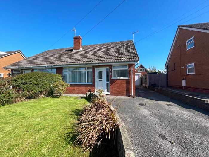 2 Bedroom Semi-Detached Bungalow For Sale In Primrose Avenue, Crewe, CW1
