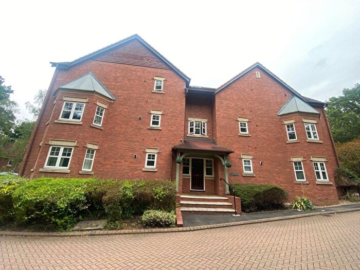 2 Bedroom Flat To Rent In Cedar House, Horsley Road, Sutton Coldfield., B74