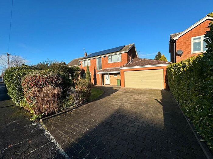 4 Bedroom Detached House To Rent In Grove Coach Road, Retford, DN22