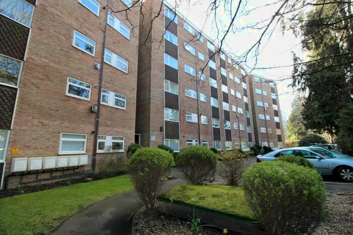 2 Bedroom Flat To Rent In Lindsay Road, Poole, BH13