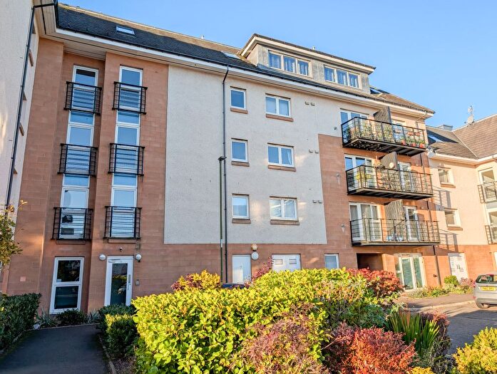 3 Bedroom Flat For Sale In Appin Place, Edinburgh, EH14