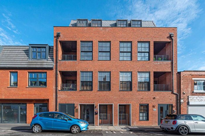 1 Bedroom Flat To Rent In Dalton Street, West Norwood, London, SE27