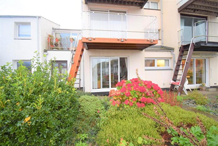 1 Bedroom Flat For Sale In South Snowdon Wharf, Porthmadog, LL49