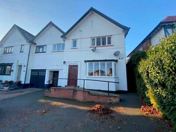 2 Bedroom Flat To Rent In Sevenoaks Road, Orpington, BR6