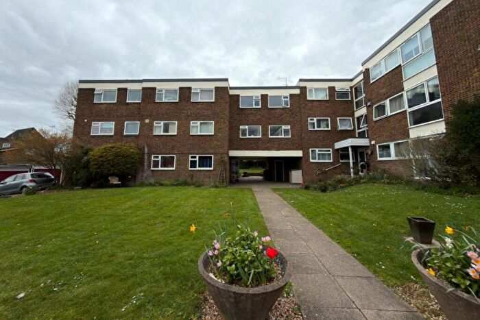 2 Bedroom Flat For Sale In Northcotts, Hatfield, Hertfordshire, AL9