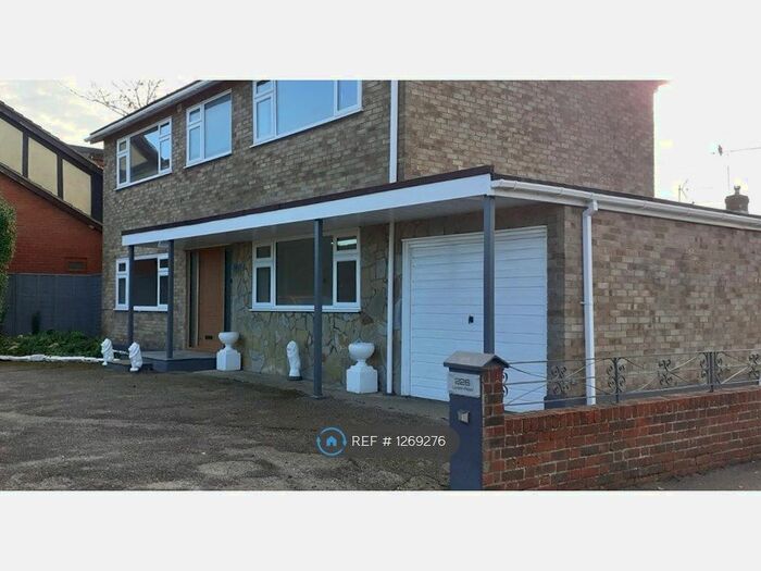 3 Bedroom Detached House To Rent In London Road, Benfleet SS7